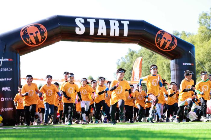 斯巴达勇士儿童赛北京站圆满收官 创吉尼斯纪录